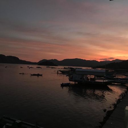 Ora Komodo Home Stay Экстерьер фото