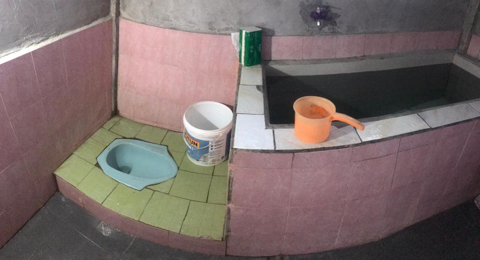 Ora Komodo Home Stay Экстерьер фото